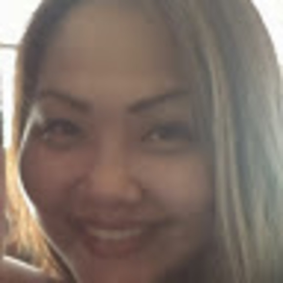 Meet your Posher, Emy - Picture 1 of 1